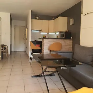 Studio Climatise A Appartement La Ciotat